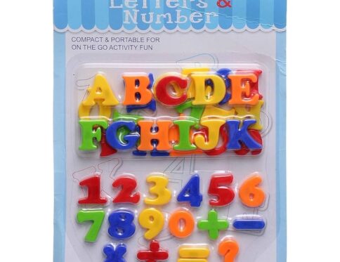 Set educativ litere, cifre și semne matematice magnetice